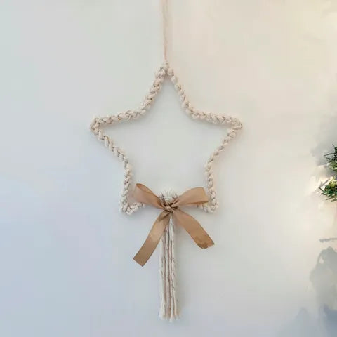 Etoile en macramé