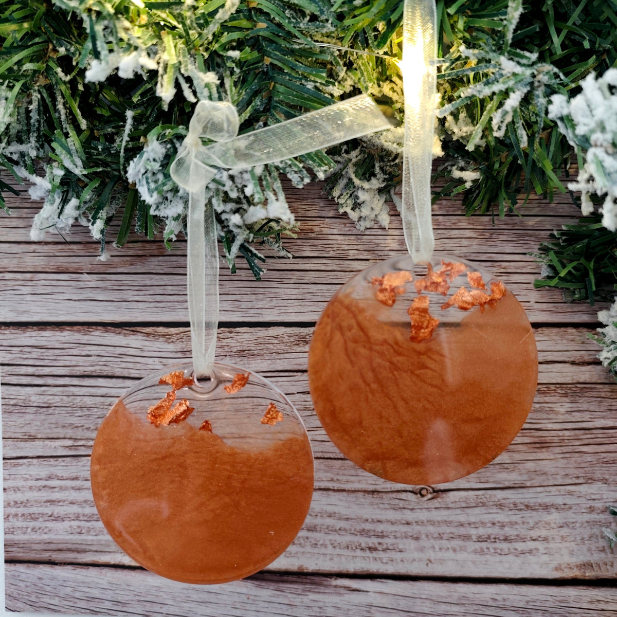 Boules de Noël en résine