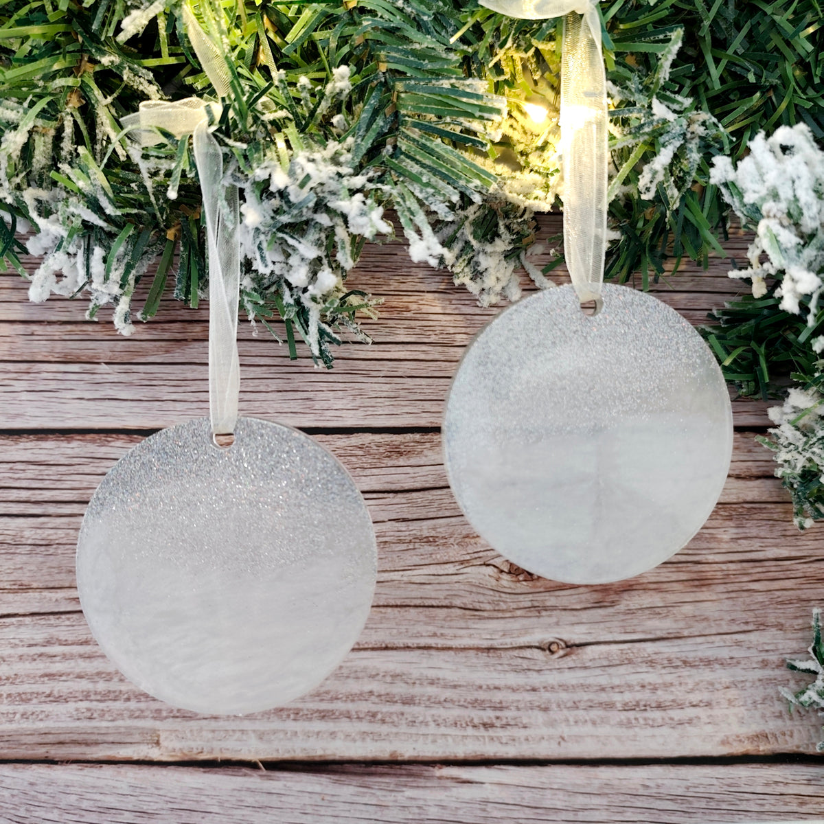 Boules de Noël en résine