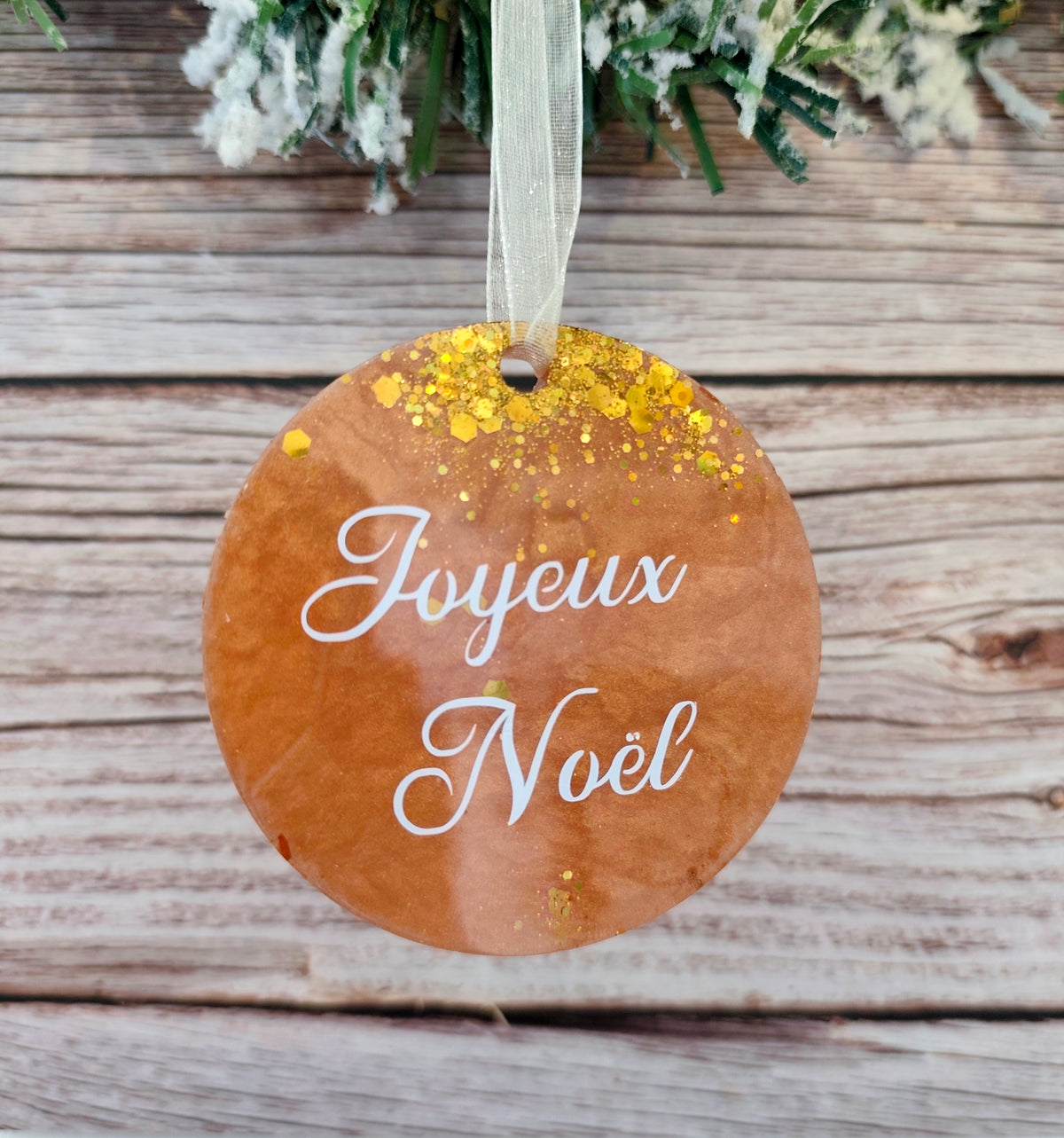 Boules de Noël en résine