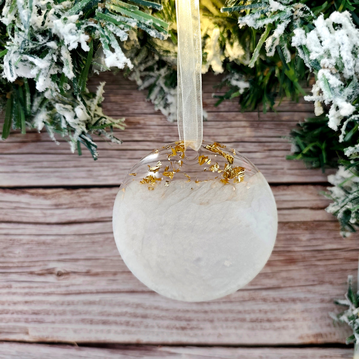 Boules de Noël en résine